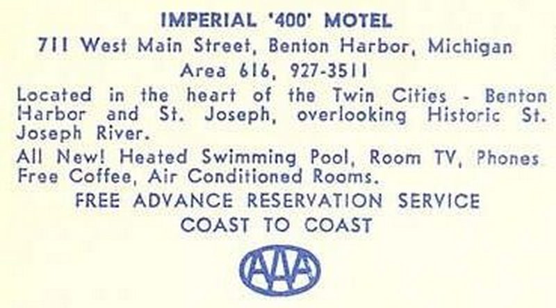 Imperial 400 Motel - Vintage Postcard (newer photo)